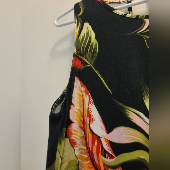 Eclipse Black and Green Halter Sundress - Picture 4 of 10